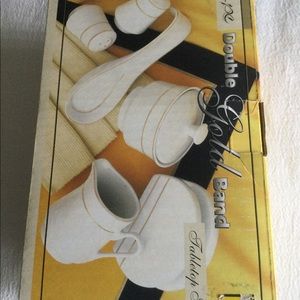 6 piece double gold band table top set